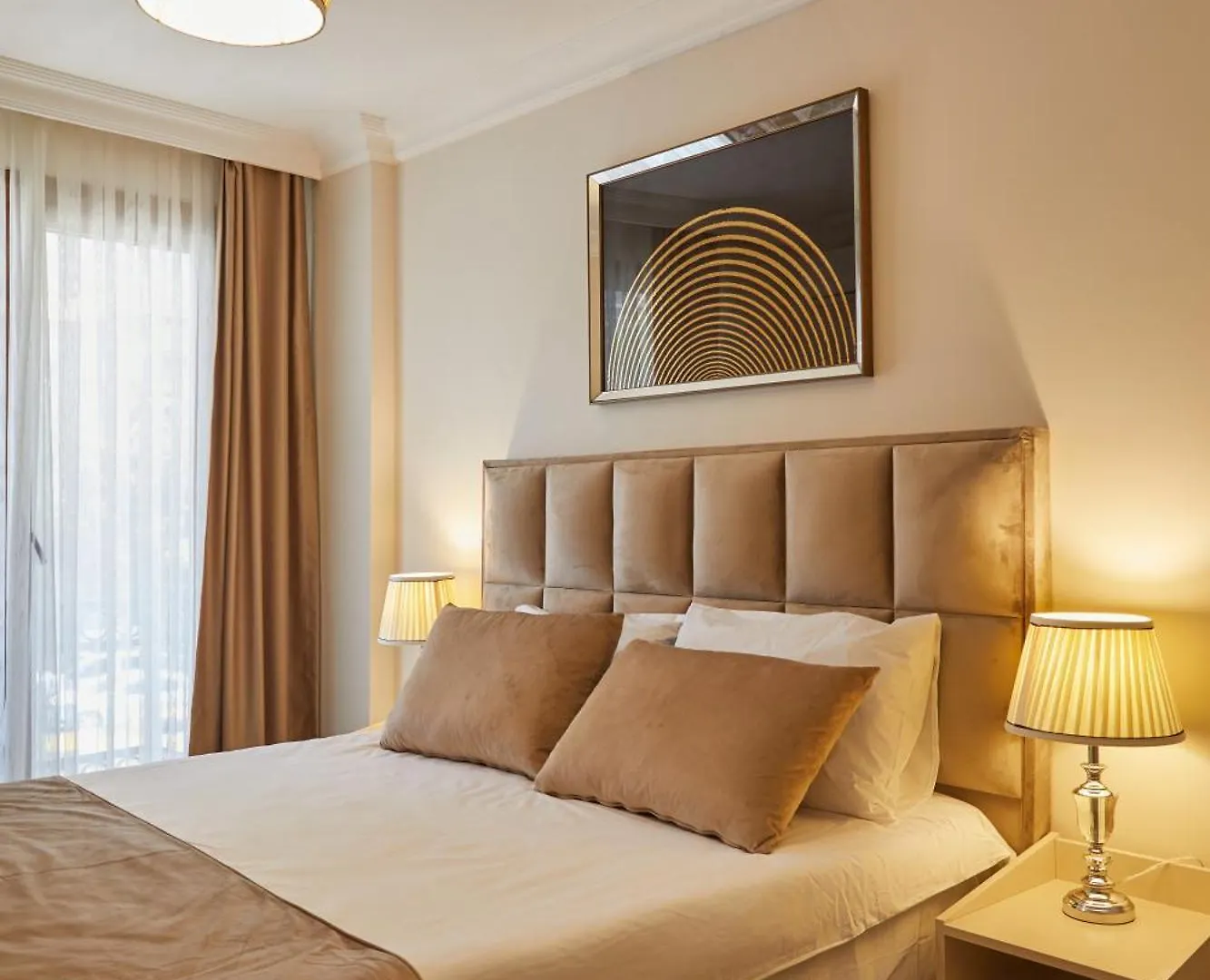 Otel Kaira Hotel& Aparts İstanbul